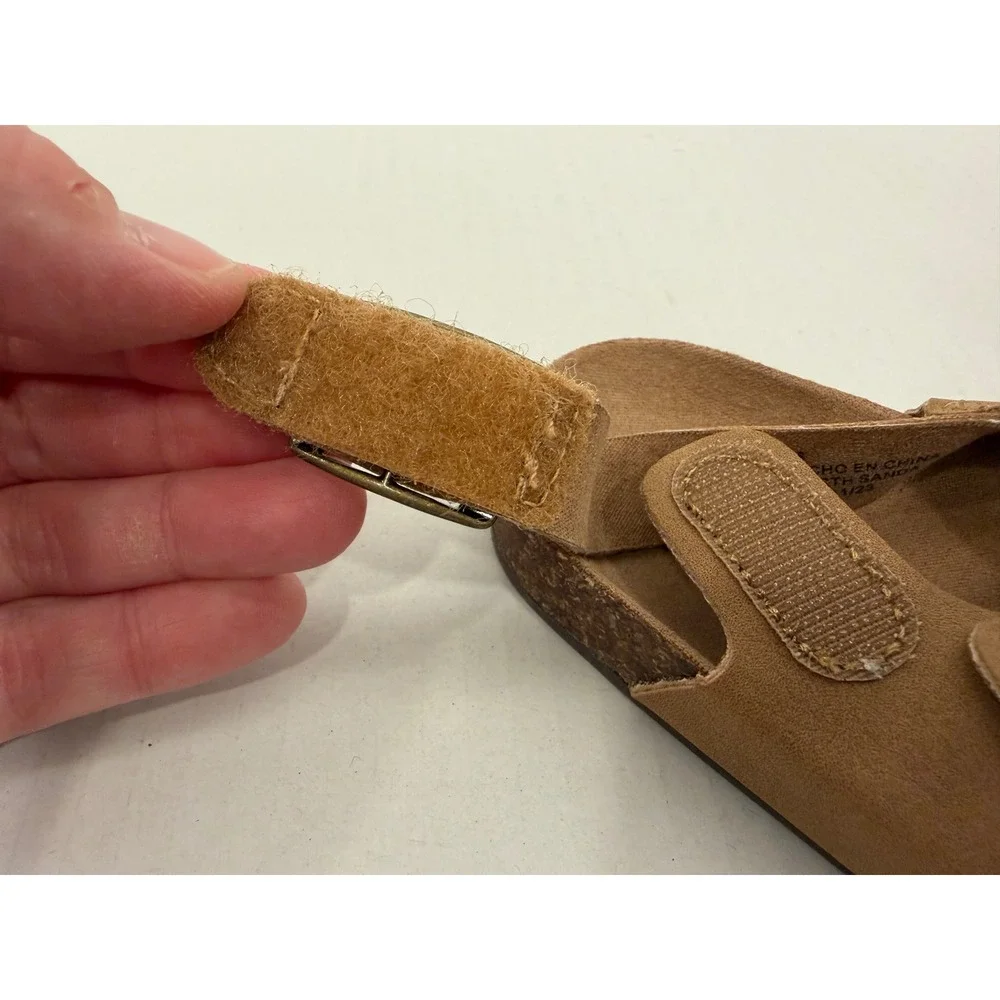 Old Navy Sandals Earth Sanda 9‎ Tan Faux Suede Double Strap Buckle Toddler Shoes